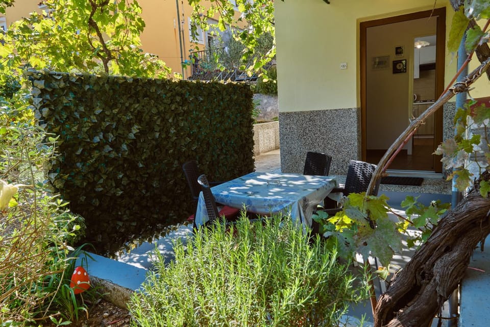 Apartment Nevena Apartment in Mali Losinj