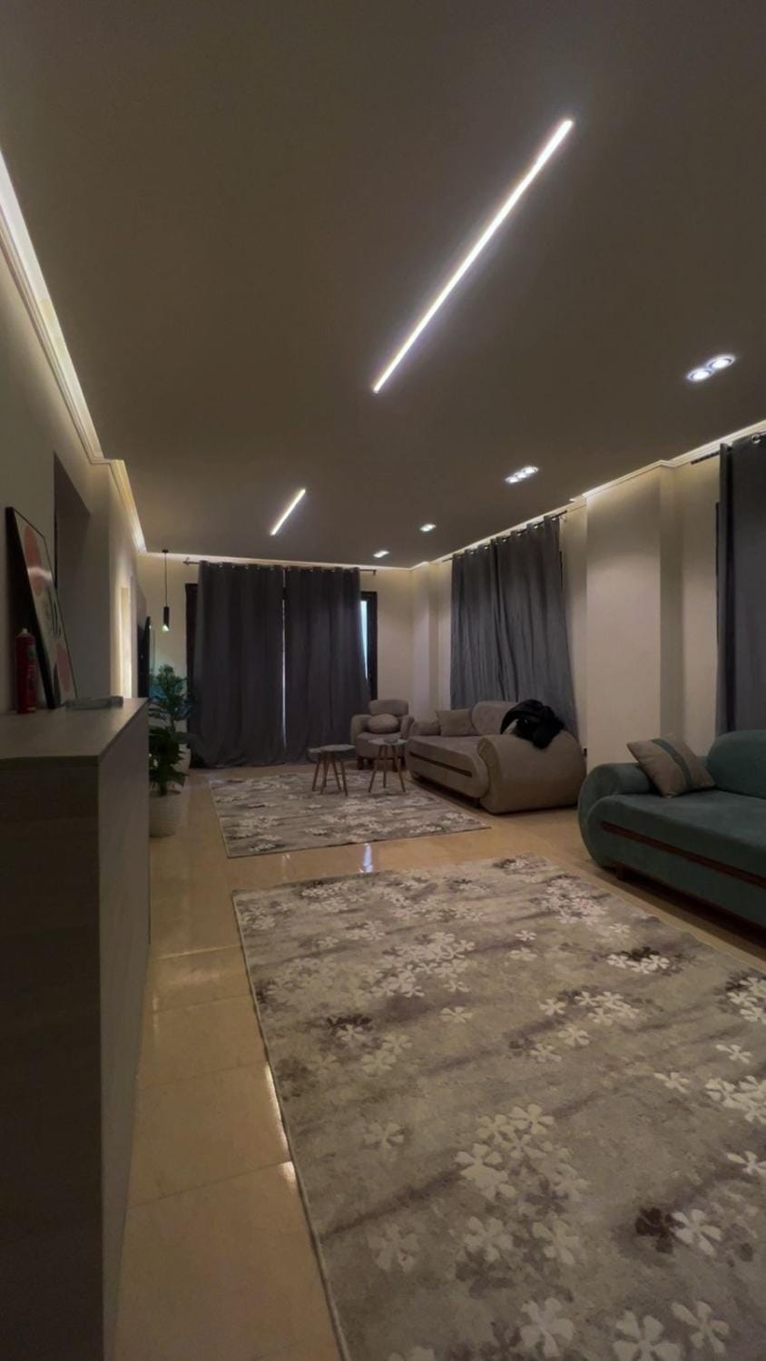 الشيخ زايد شارع عمار ابن ياسر Apartment in Egypt