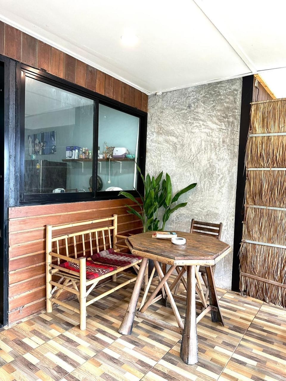 Patio, Balcony/Terrace, Kitchen or kitchenette, Living room, Seating area, Dining area