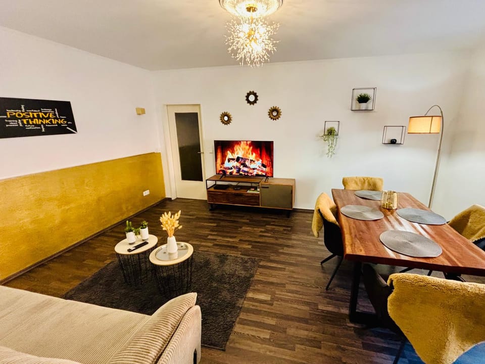 Living room, Seating area, Dining area