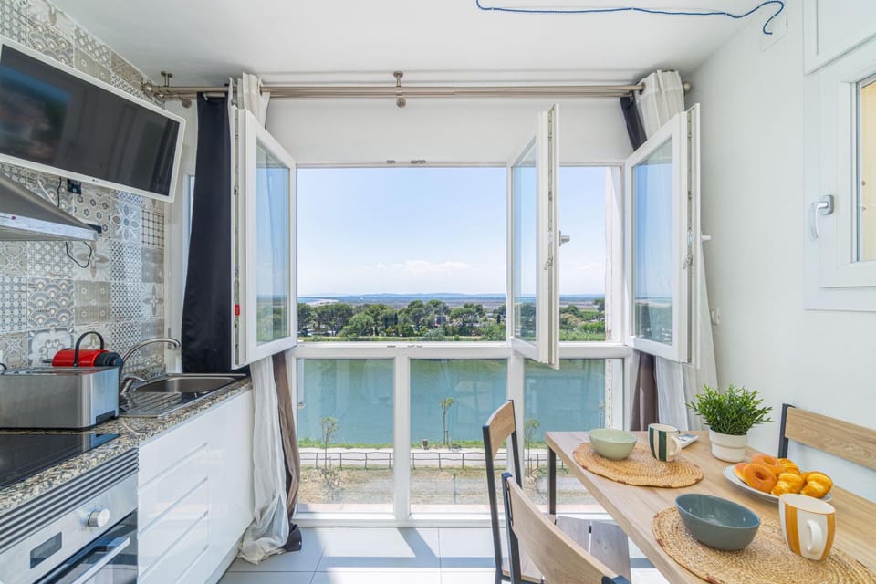 View (from property/room), Kitchen or kitchenette