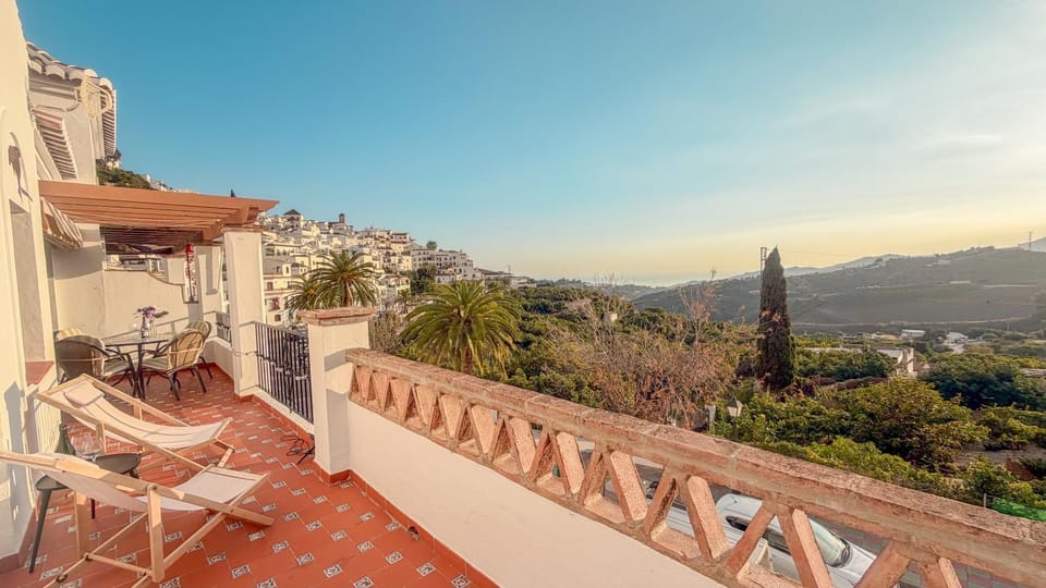 View (from property/room), Balcony/Terrace