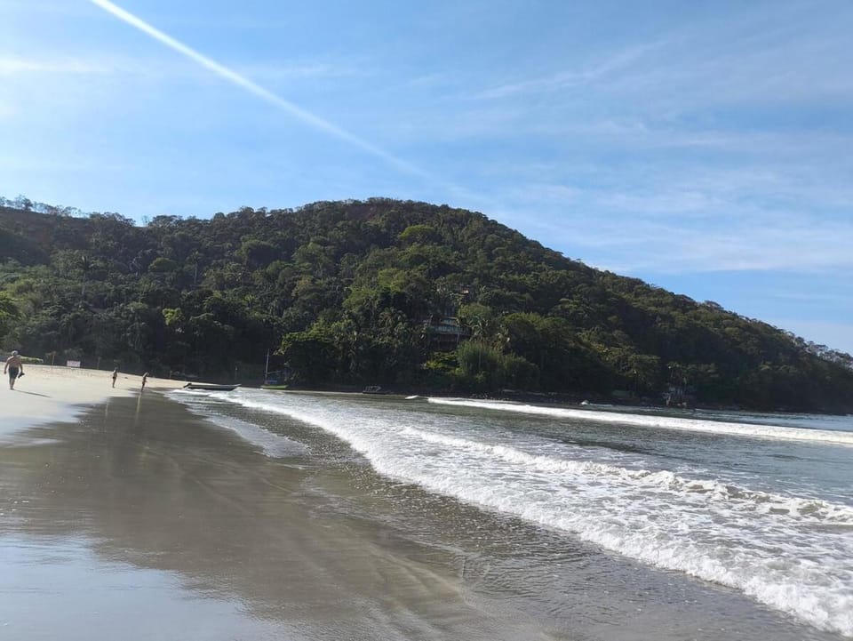 Kitnet Charmosa na Barra do Sahy - São Sebastião House in São Sebastião