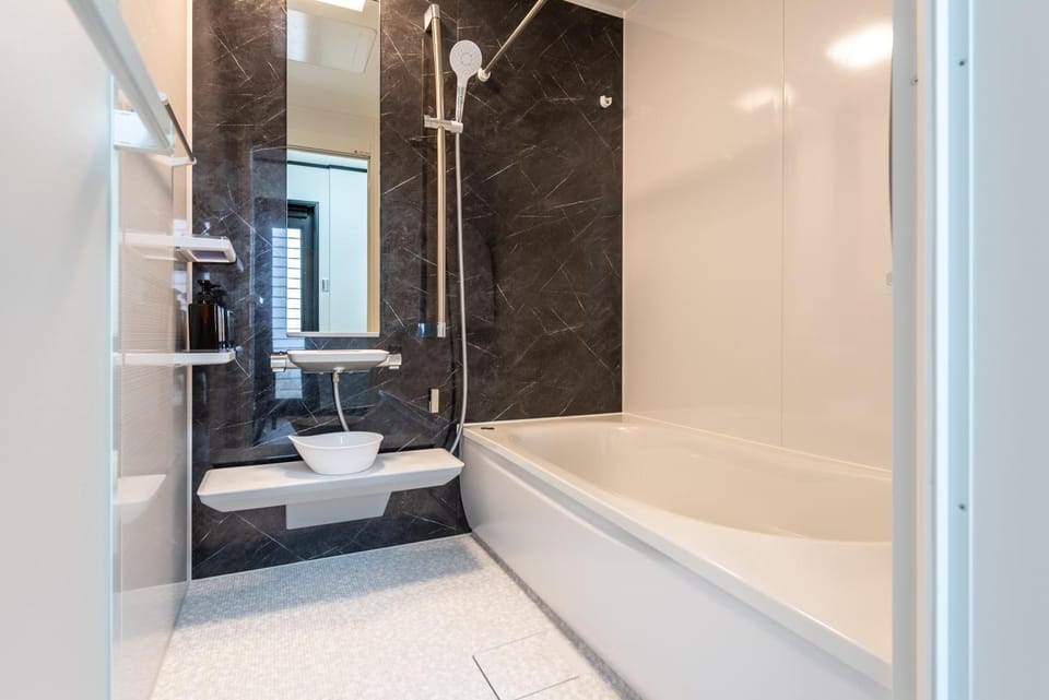 Bathroom, Bath