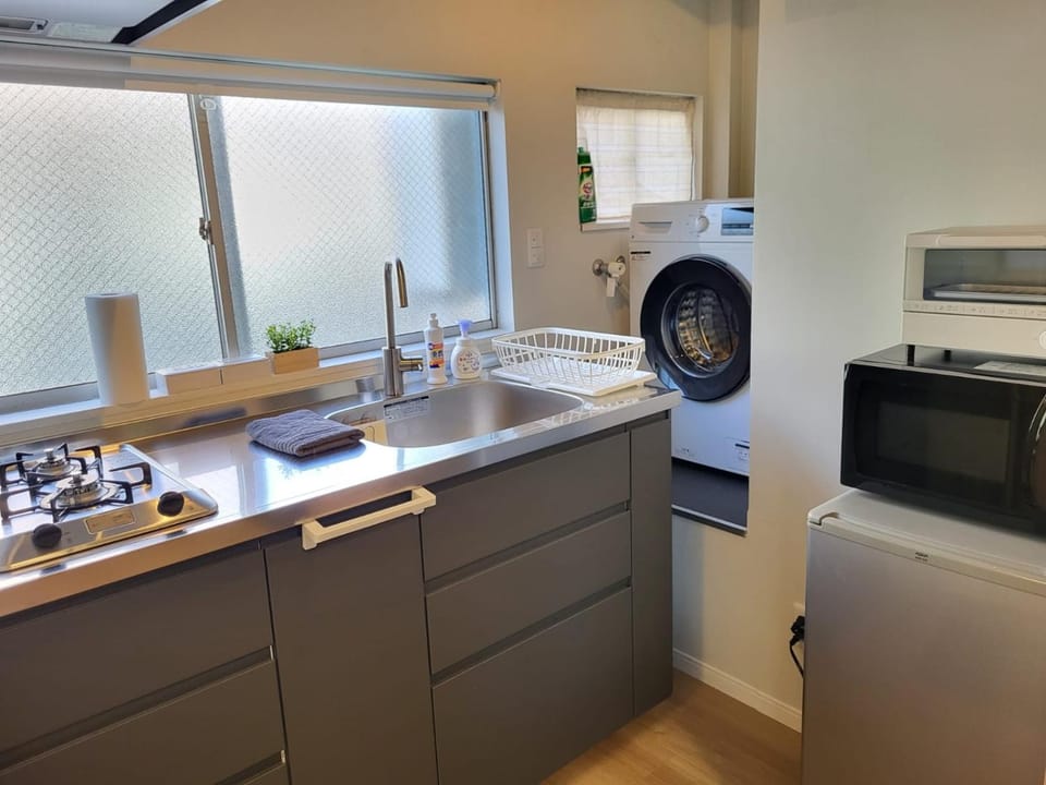2F TINY Central Apartment 7 minutes from Shinjuku Apartment in Shinjuku