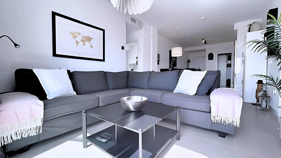 TV and multimedia, Living room, heating, internet, air conditioner