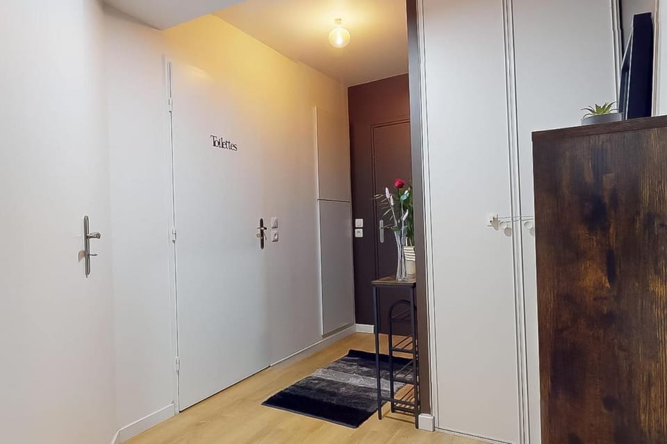 Appartement T2 exceptionnel avec Terrasse Apartment in Drancy