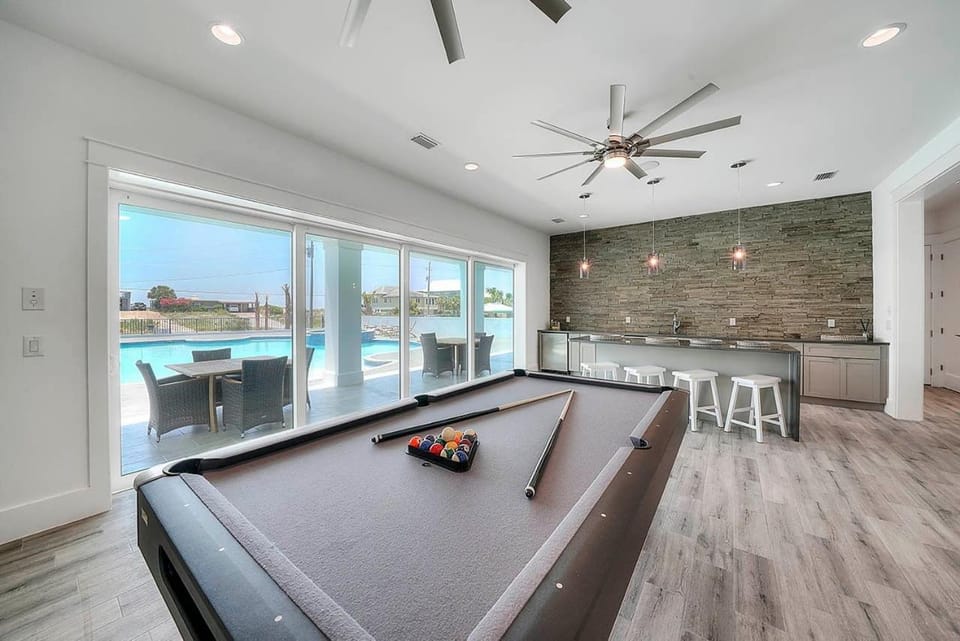 30A Retreat - 2 Homes, Gulf Views, Great for Large Groups! House in South Walton County