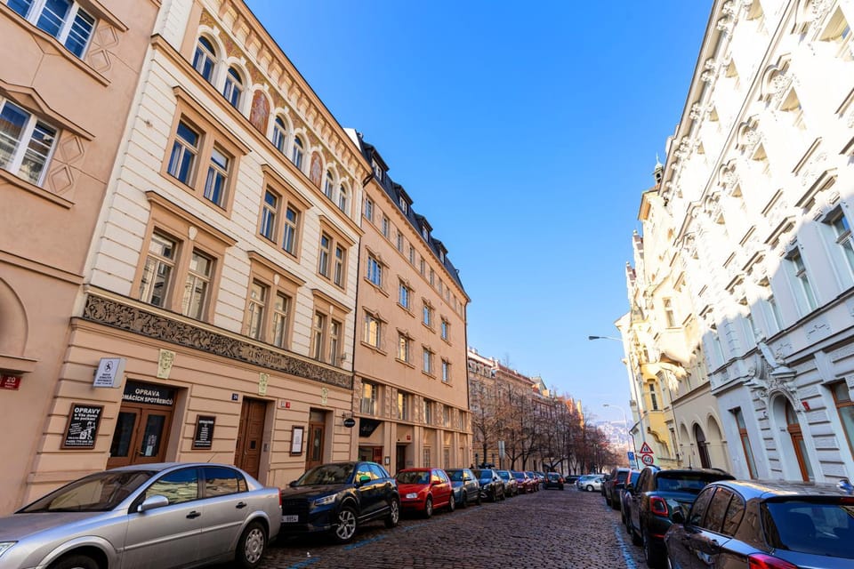 Hound Deluxe Suite Apartment in Prague