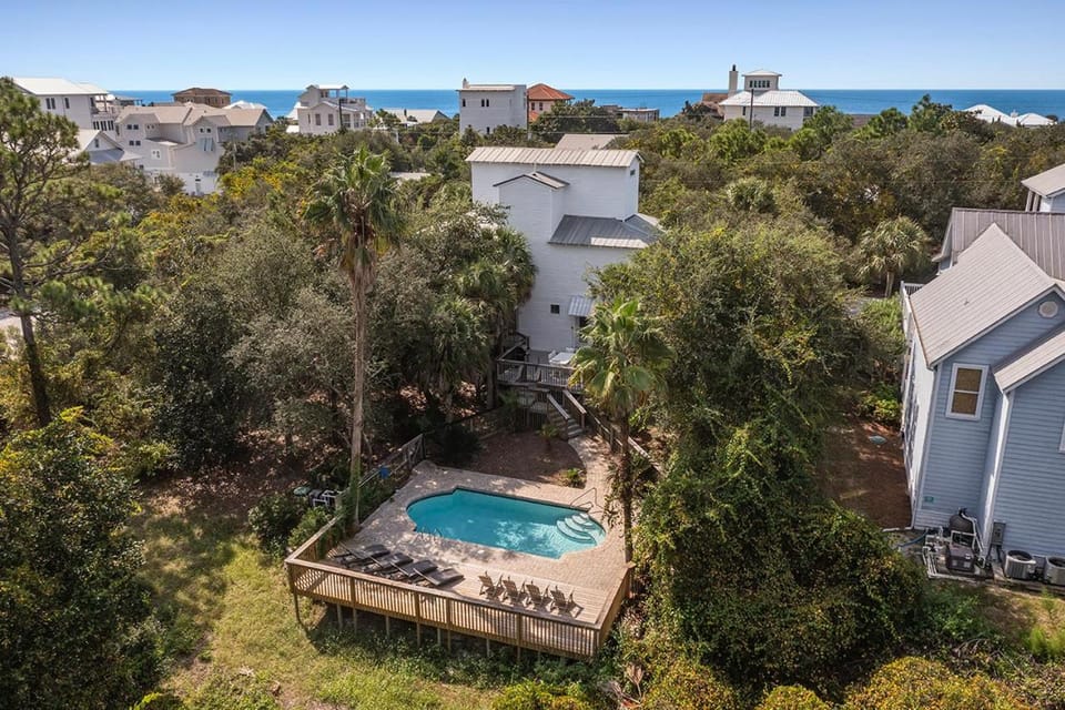 Beach Baby - Secluded Home with Private Pool Area & Deck House in Seagrove Beach