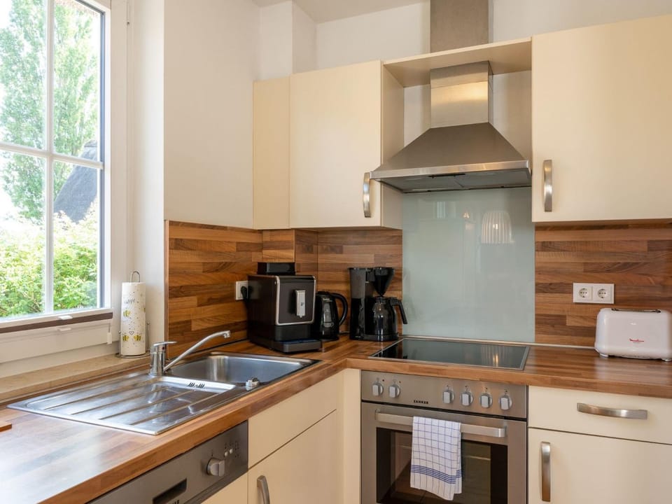 Holiday Home Reethaus Elster mit Whirlpool und Sauna by Interhome House in Mecklenburg-Vorpommern, Germany