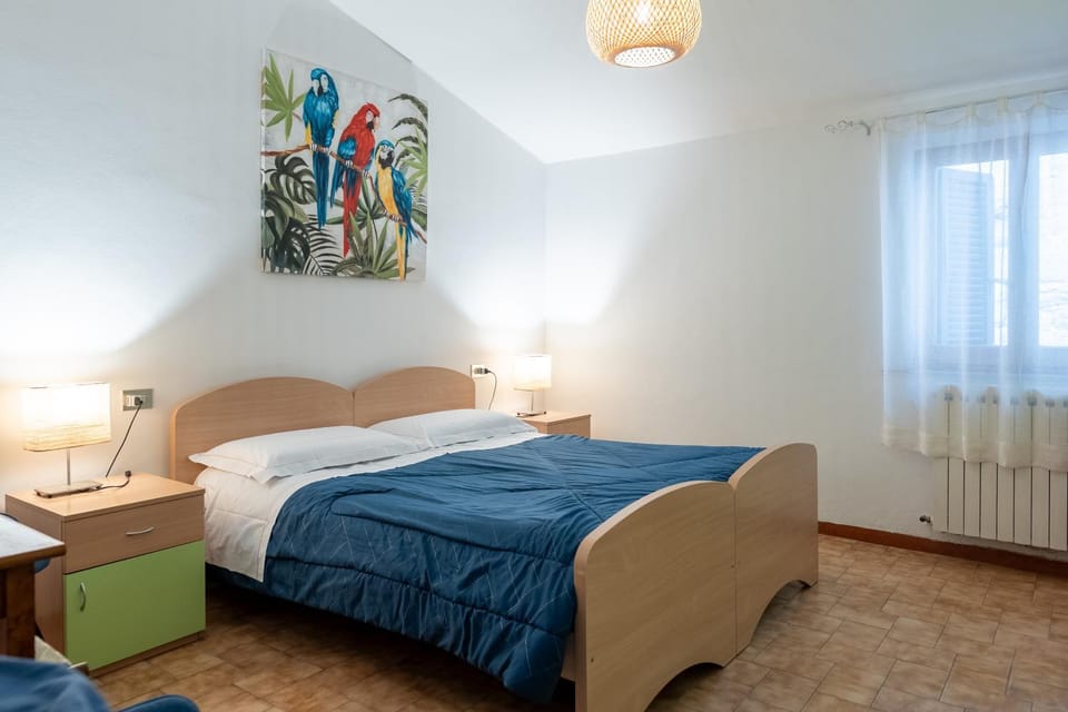 Living room, Bedroom