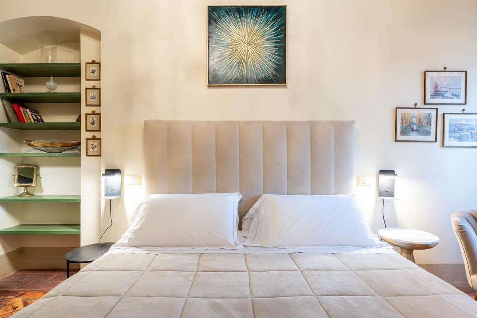 Living room, Bedroom