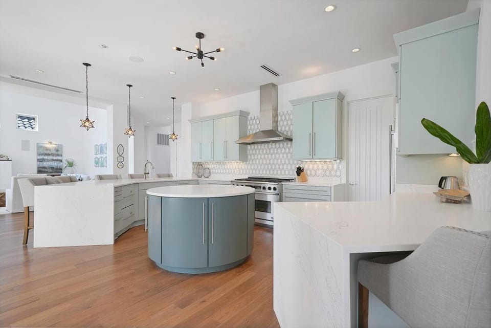 Beaches Be Sippin' - Ocean Views with Private Pool & Rooftop Deck House in Destin