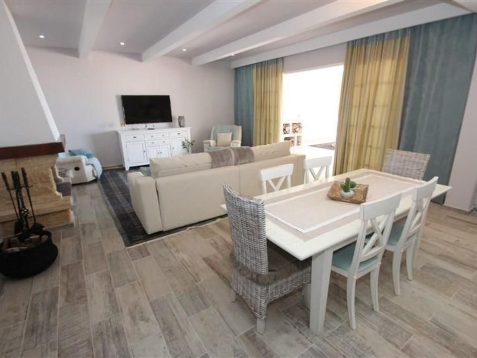 Holiday Home Herrenhaus in Chio by Interhome House in Canary Islands