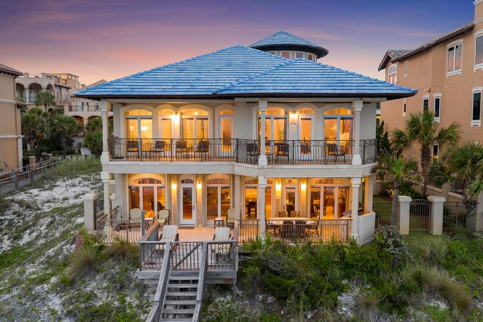 Bella Luna - Huge Beach Front Home with Ocean Views & Direct Beach Access House in Destin