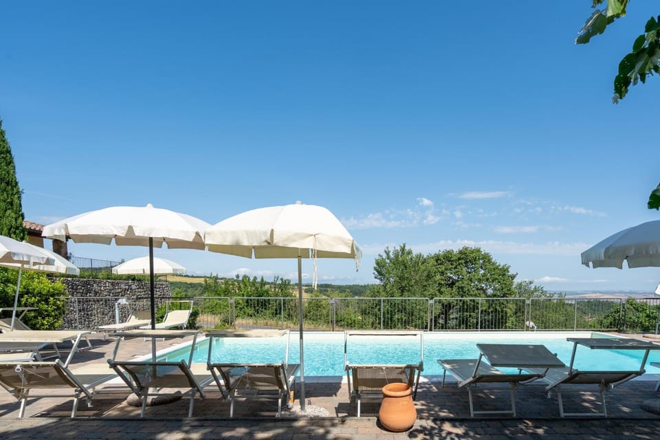 Villette di Contignano Apartment in Tuscany