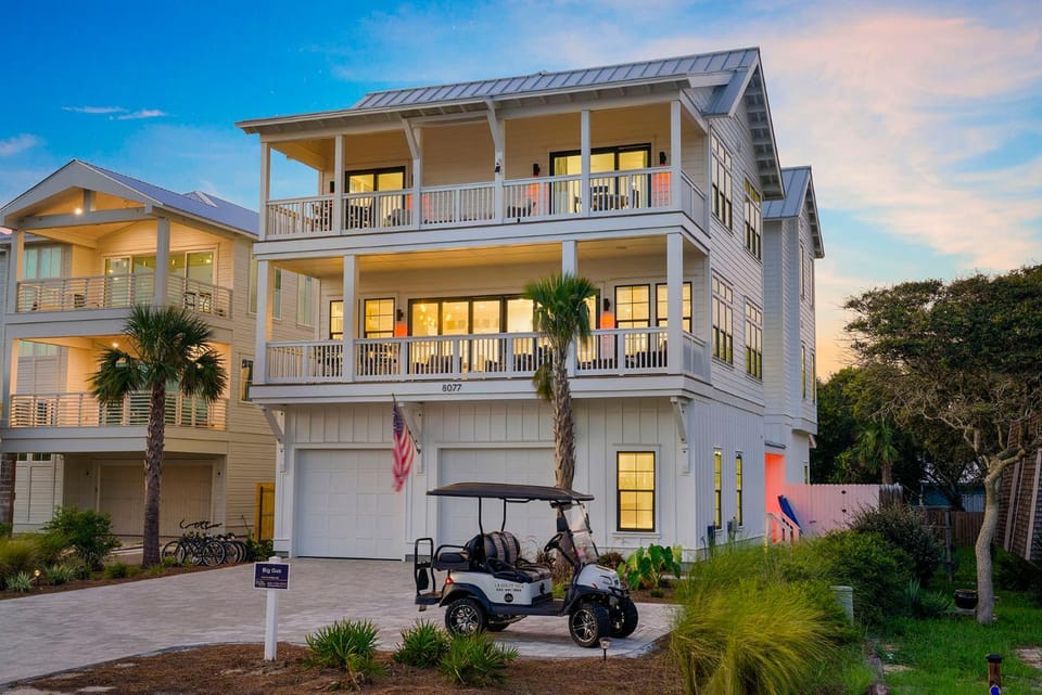 Big Gus - Huge Home Near the Beach with Gulf Views & Secluded Pool Area House in Seacrest