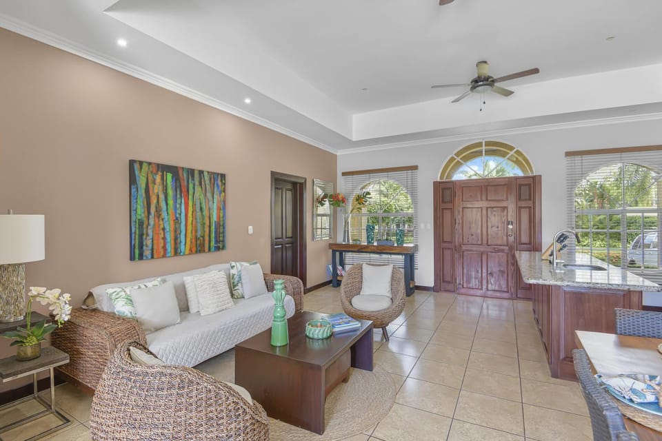 Brisa y Mar | Tropical Villa with Private Pool in Playa Bejuco – 3BR, Walk to Beach Villa in Esterillos Este