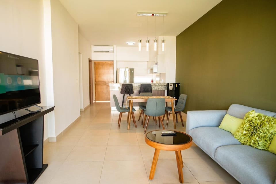 TV and multimedia, Kitchen or kitchenette, Living room, Seating area, Dining area, air conditioner