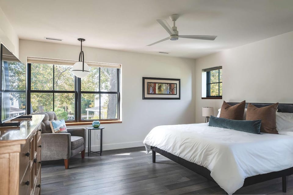 Stay at Old Garden Beach House in Rockport