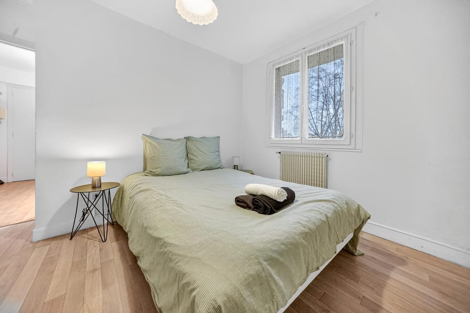 Appartement calme et confortable au bord du canal Apartment in Toulouse