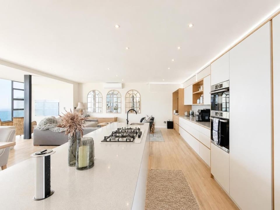 Whispering Waves - Pinnacle Point Estate House in Western Cape