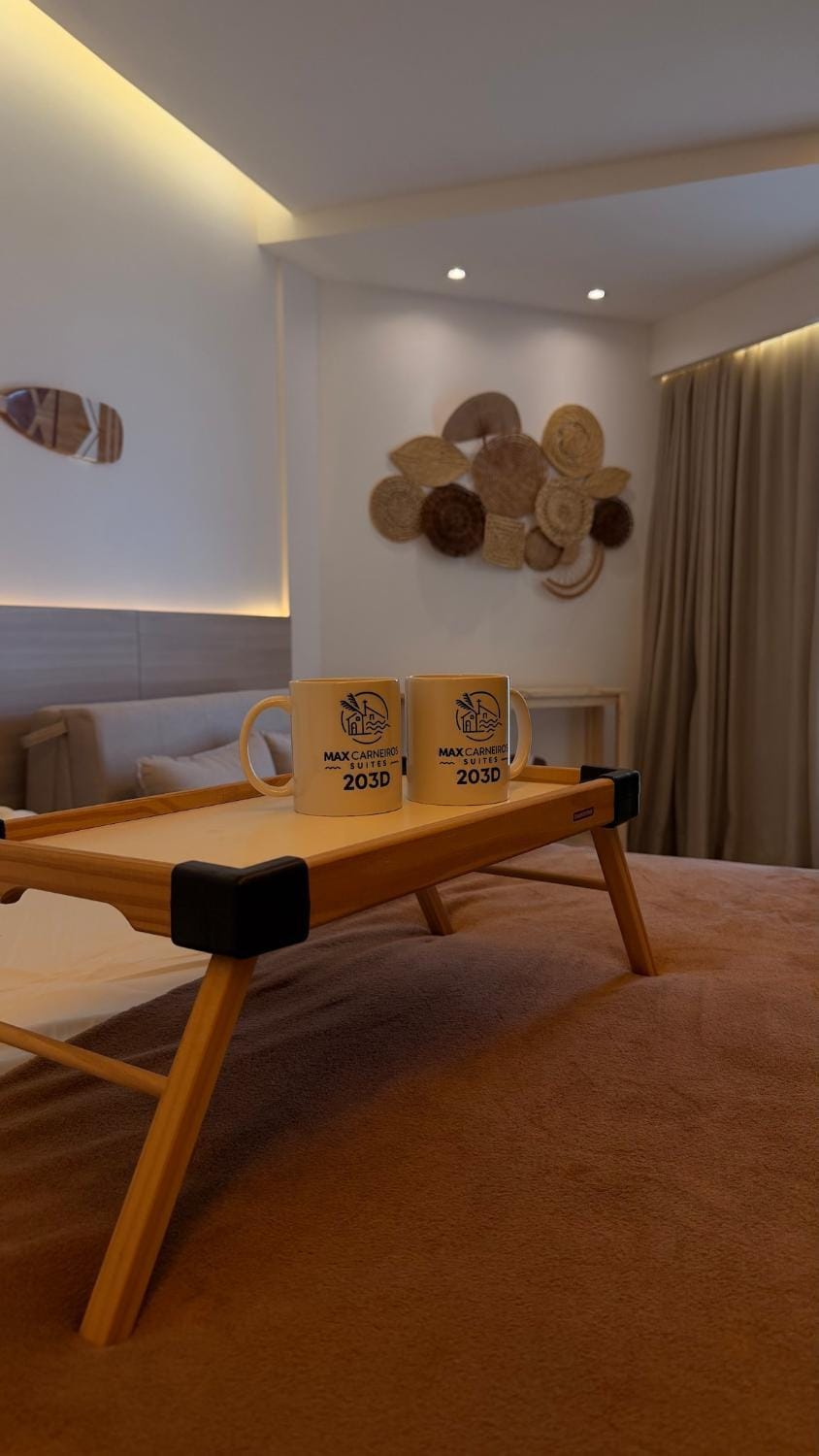 Bed, Living room, Photo of the whole room, Seating area, Bedroom