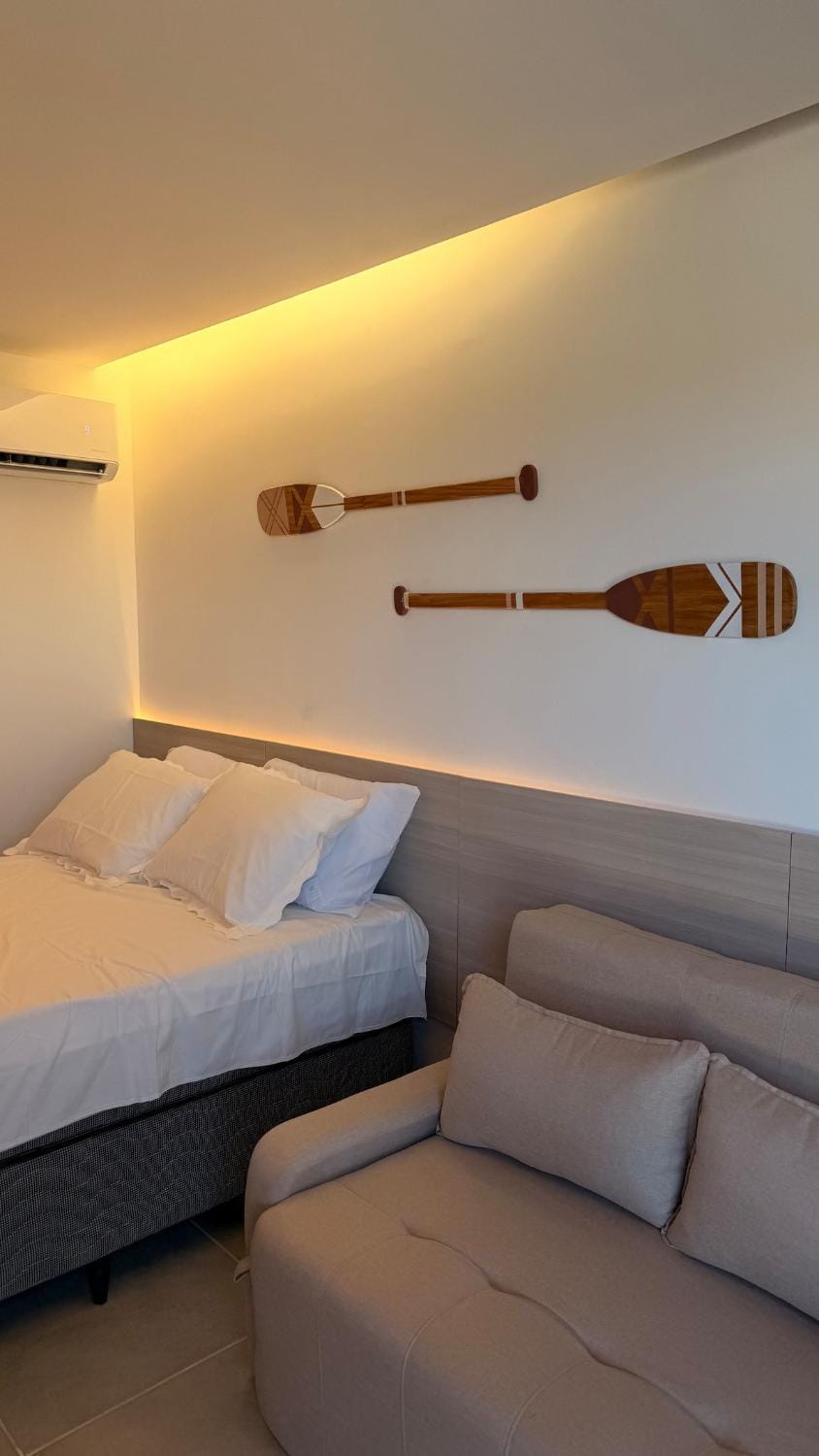 Bed, Living room, Photo of the whole room, Seating area, Bedroom