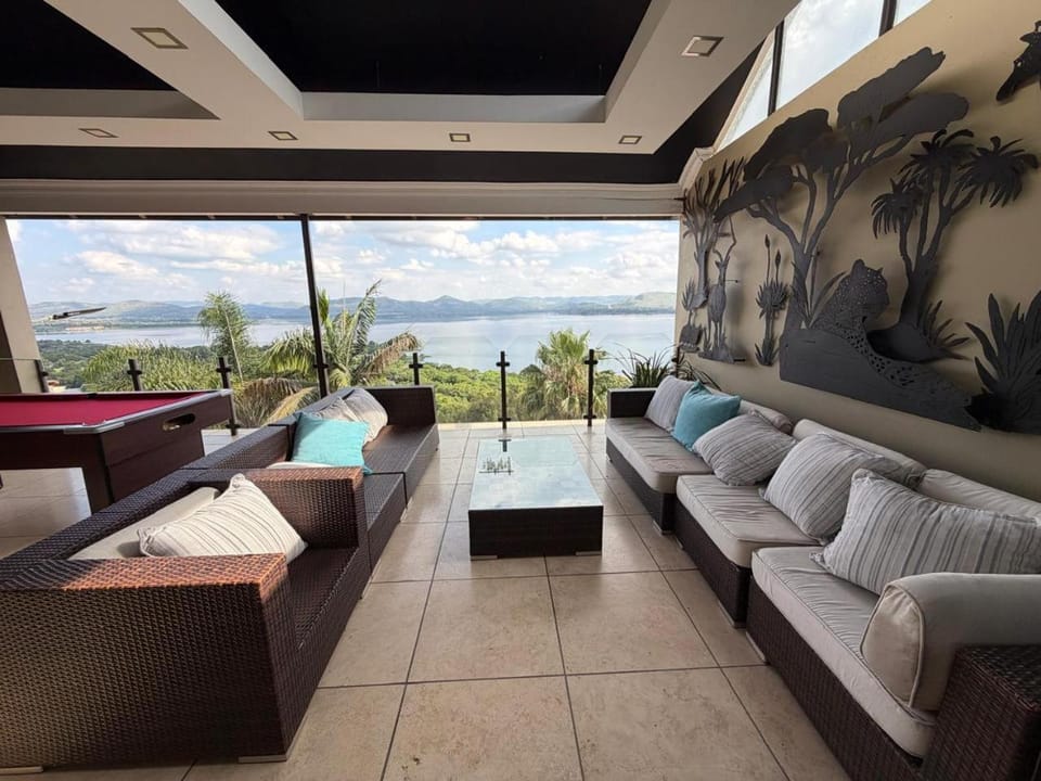 Day, Natural landscape, View (from property/room), Balcony/Terrace, Seating area, Mountain view, Entertainment