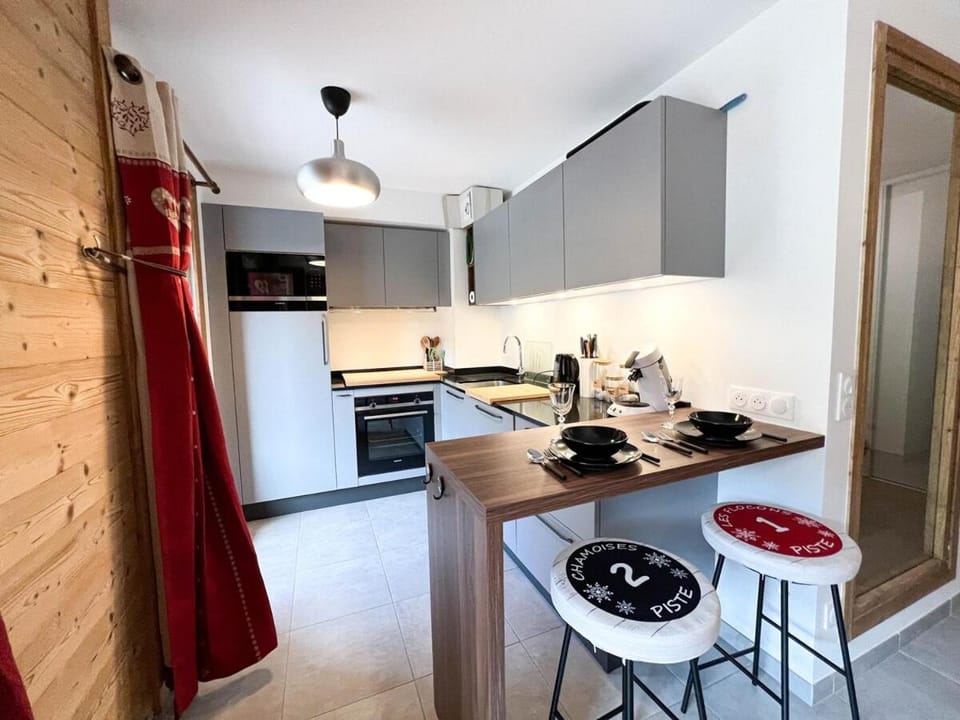CARMINE A206 | LES GETS | A proximité des pistes et du cœur de station | Appt neuf 2 chambres - 4 personnes Apartment in Les Gets