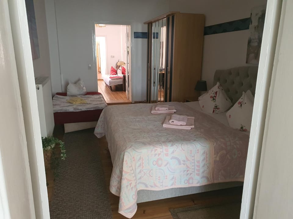 Große Ferienwohnung 85qm Apartment in Saxony-Anhalt, Germany