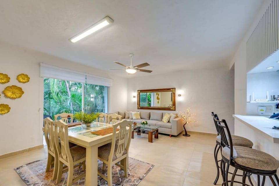 1 Block to Playa Los Tules, Pool Access! Lush Unit House in Puerto Vallarta