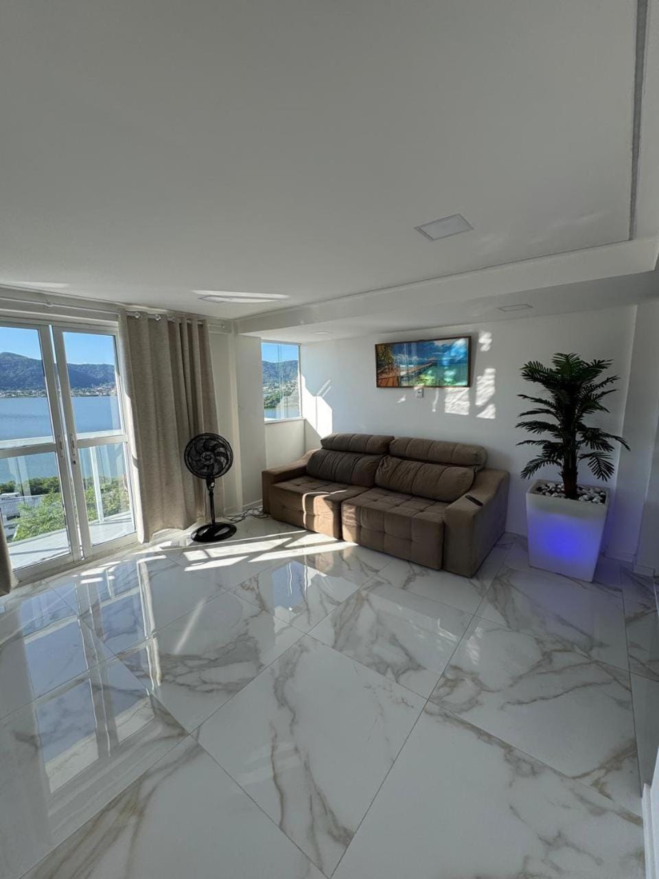 Vista Panorâmica no Mirante Piratininga - Casa 2 quartos House in Niterói