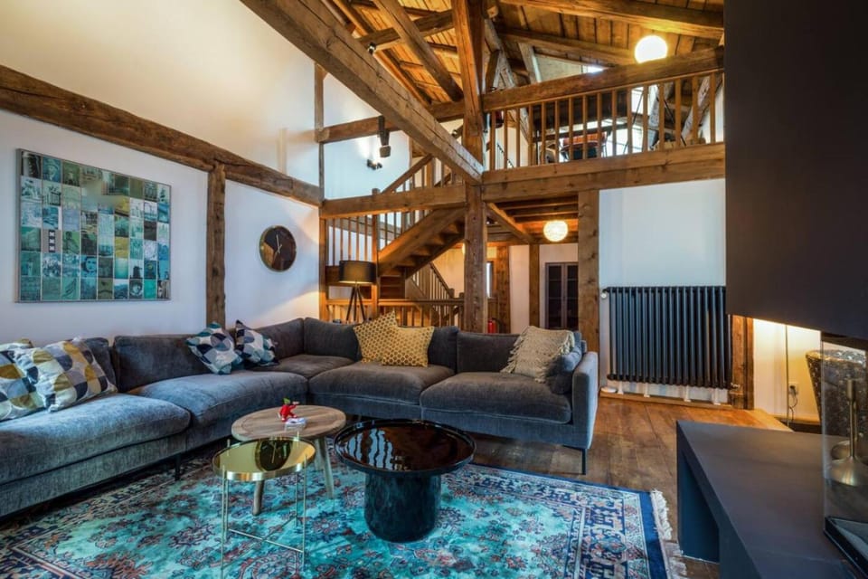 Rosaline Ferme 220m2 Charme Cheminee Jacuzzi Sauna Chalet in Les Houches