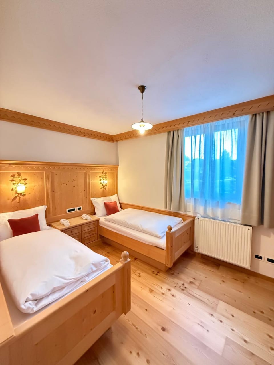 Luxury Chalet at the Foot of the Dolomites by the Castle Apartment in La Villa