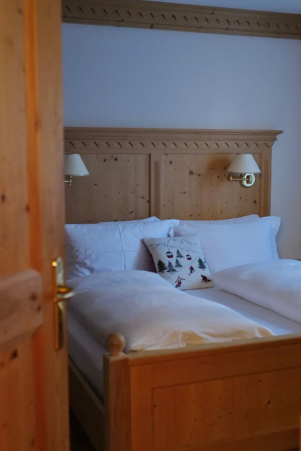 Luxury Chalet at the Foot of the Dolomites by the Castle Apartment in La Villa