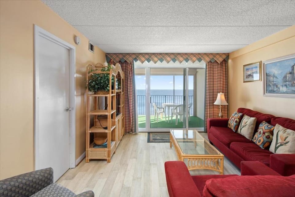 Picturesque Ocean Views in this 2 Bedroom English Towers Condo with Indoor Pool! House in Ocean City