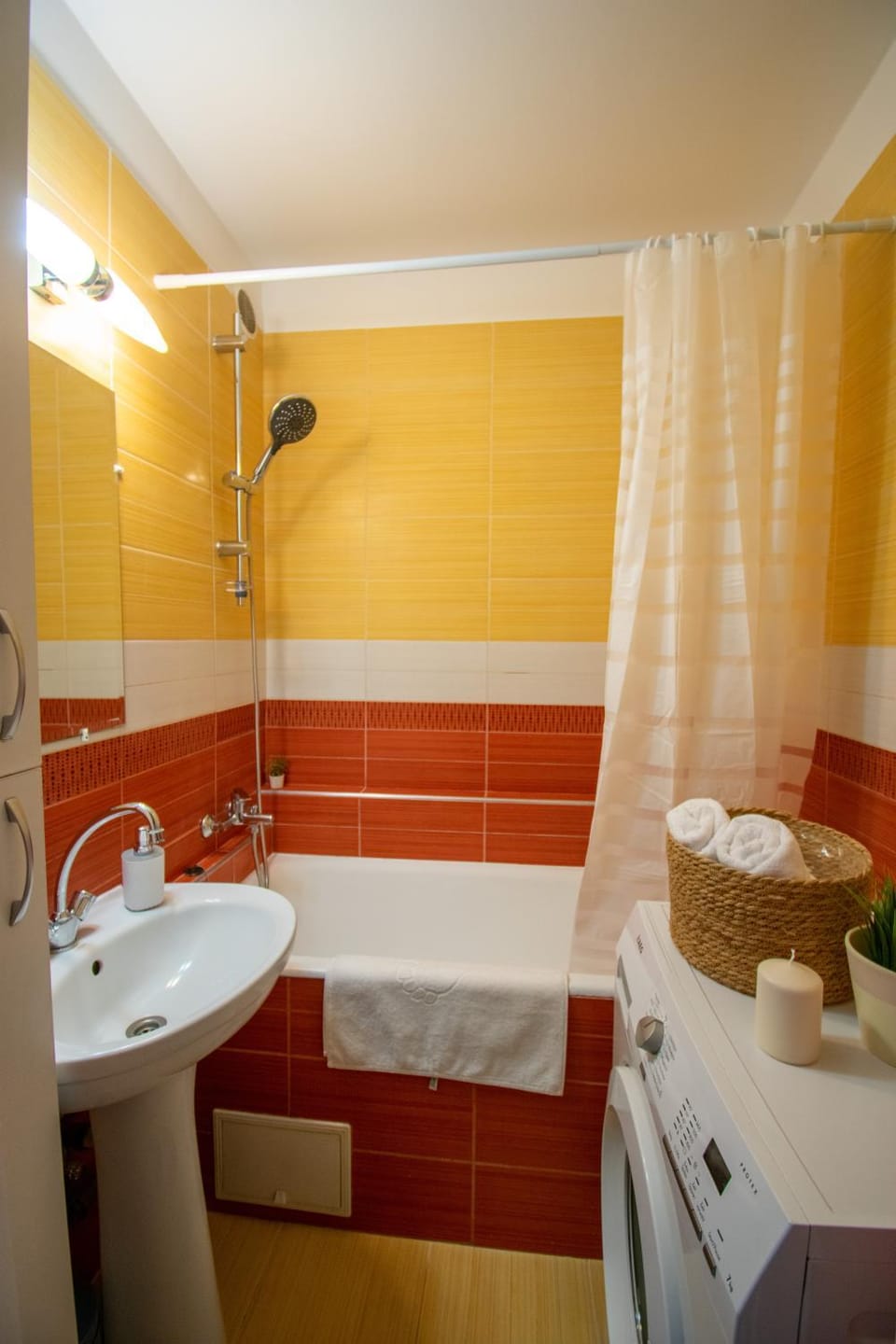 Shower, Bathroom, Bath, towels