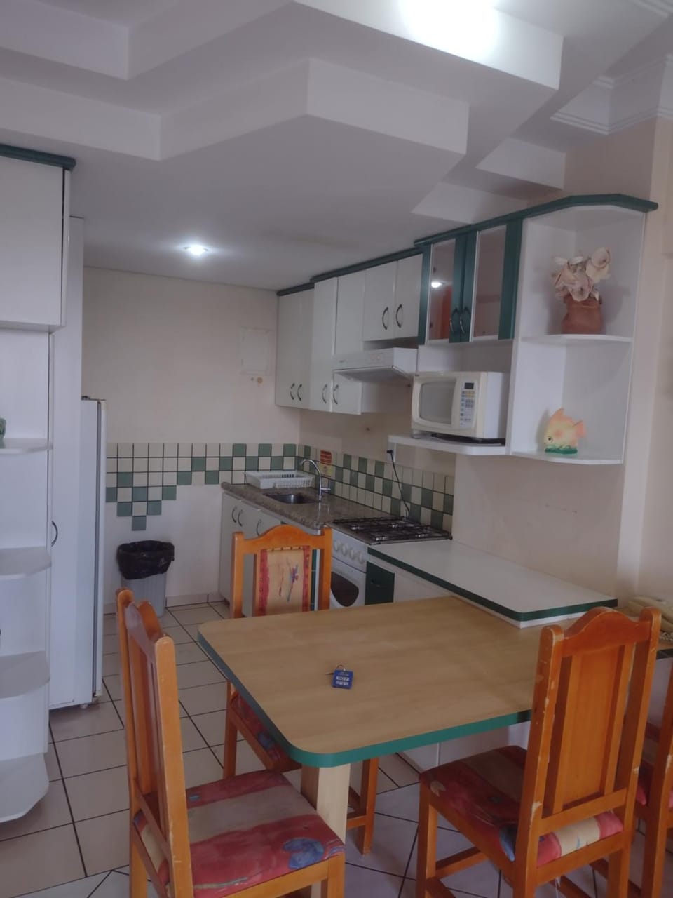 Kitchen or kitchenette, Dining area, stove