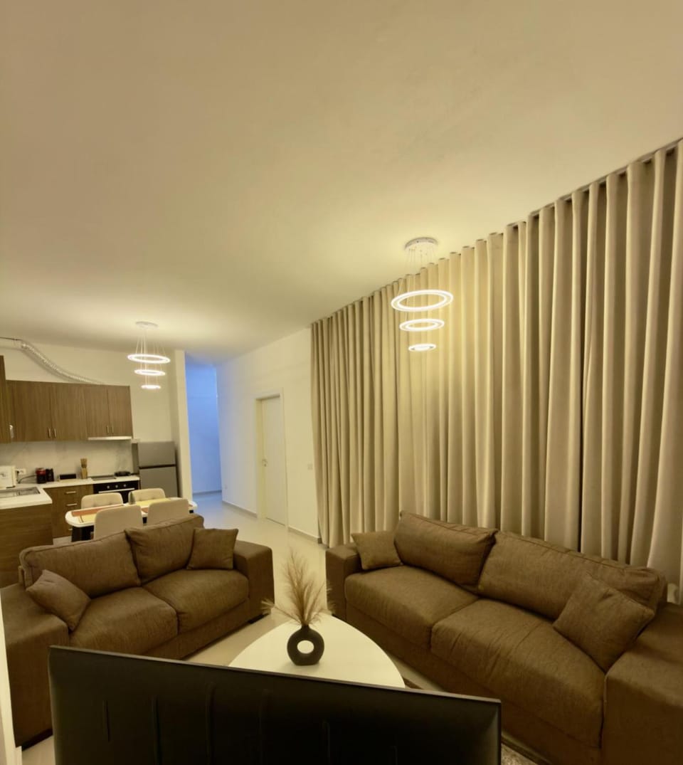 Kitchen or kitchenette, Living room, Seating area