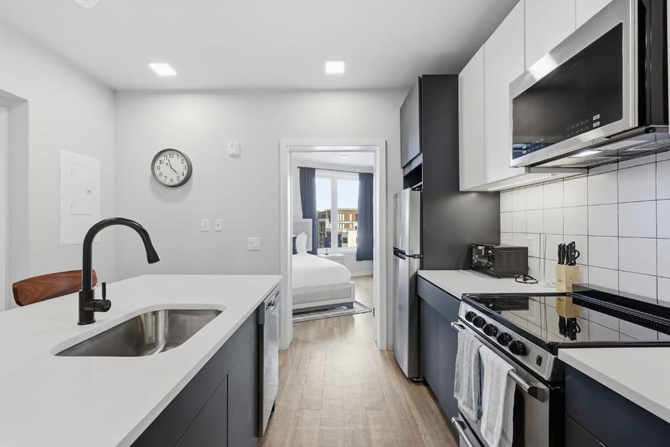 Bright Modern 2BR Apartment in Prime Location Apartment in Philadelphia