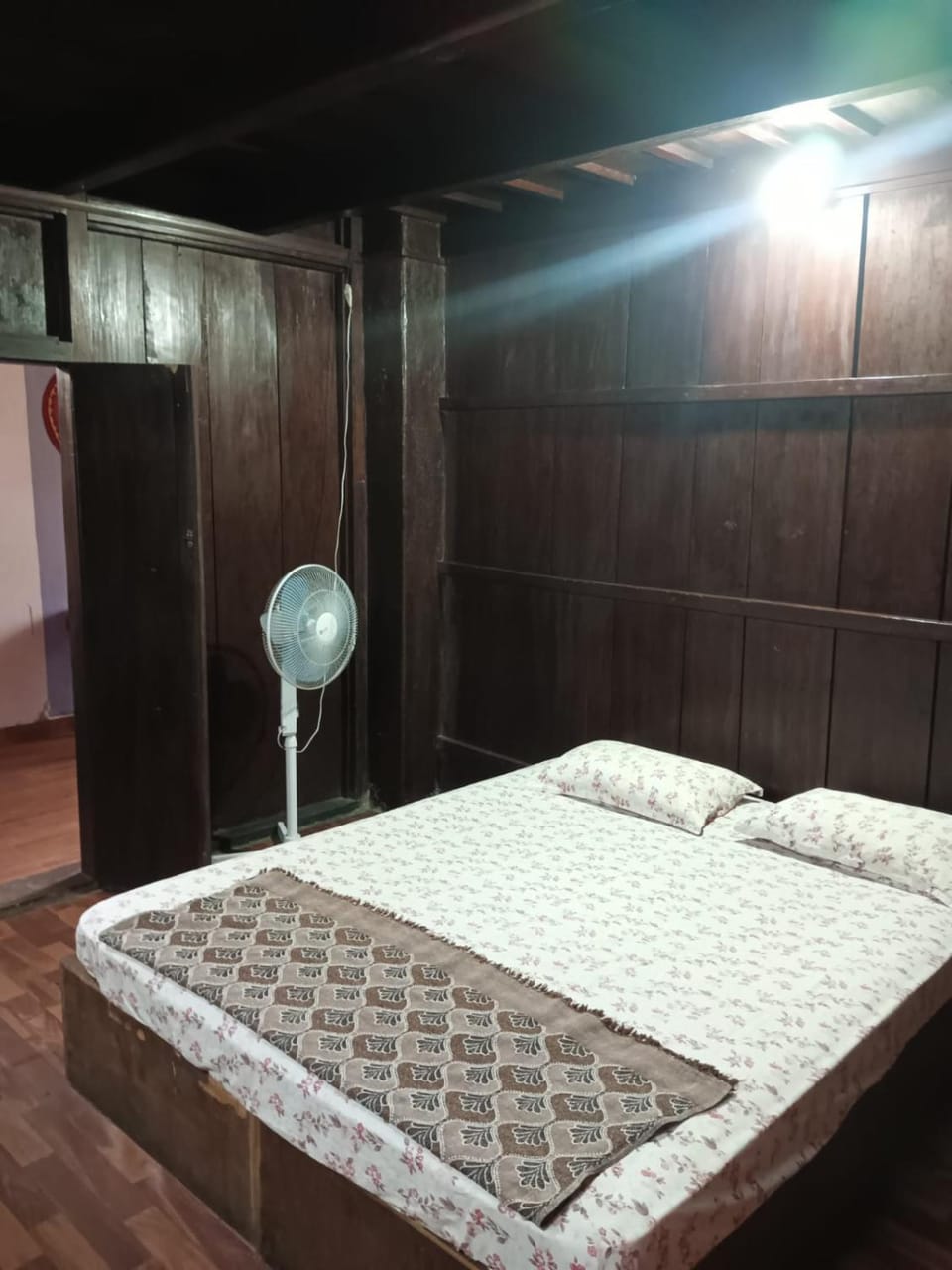Wood House near Kallar Waterfall Villa in Kerala