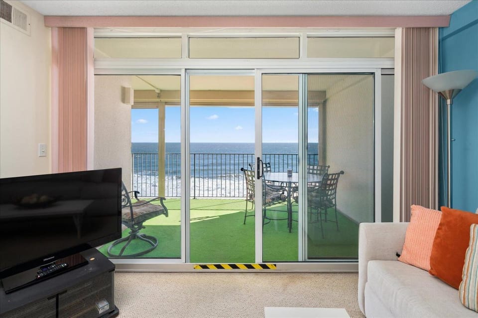 Wonderful Ocean Views From This 2 Bedroom English Towers Condo with Indoor Pool! House in Ocean City