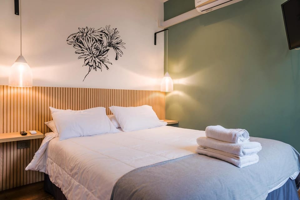 Chic 1BR for 4 Bellavista Metro & Hospital Access Apartment in Providencia