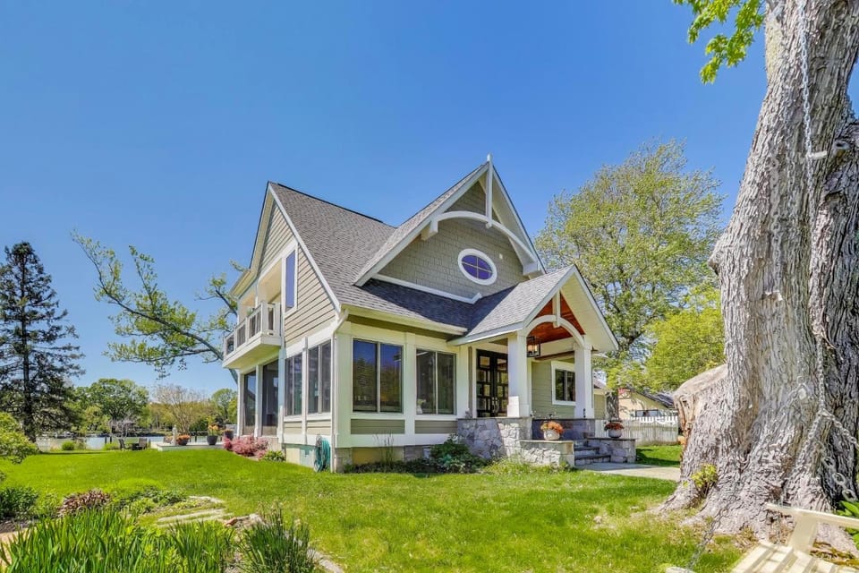 Property building, Natural landscape, Garden, Garden view