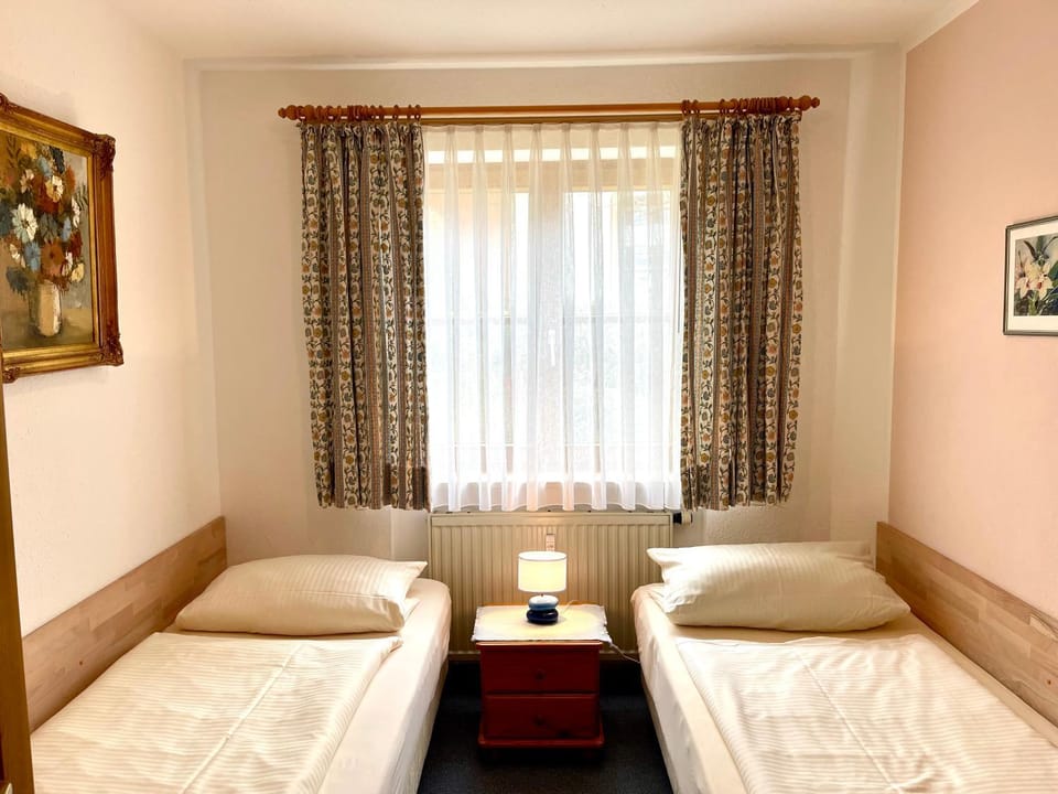 Erdgeschoss Wohnung Hohenloh - Sommer Hörnerbahnen kostenlos Apartment in Oberstdorf