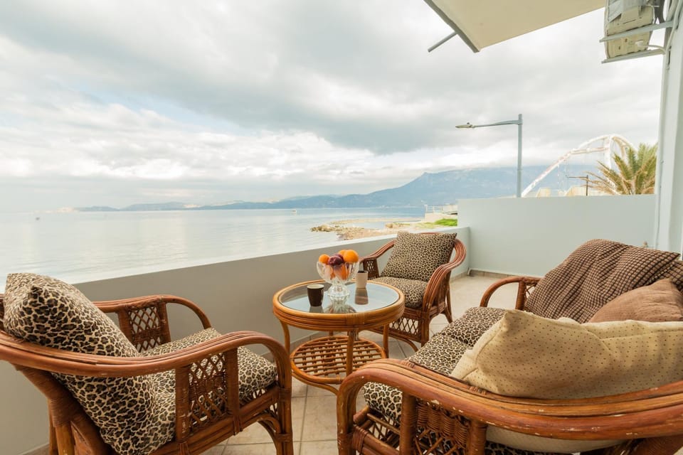 Balcony/Terrace, Mountain view, Sea view, Breakfast