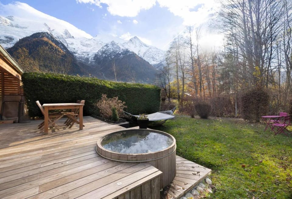 Momi Cocon 4pax Jardin Jacuzzi Vue Apartment in Les Houches
