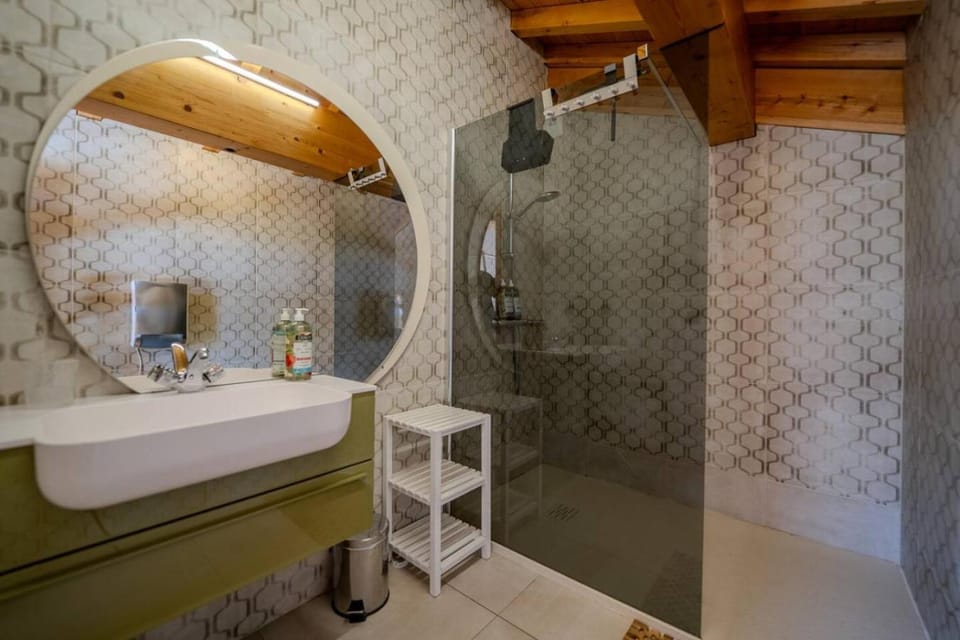 Vieil Ours Douillet Chalet 11pax Familial Vue Chalet in Les Houches